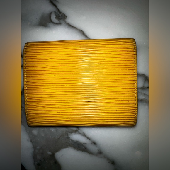 Louis Vuitton Wallet - Picture 12 of 15